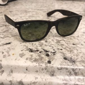 Ray ban wayfarer 2132 polarized, tortoise frame
